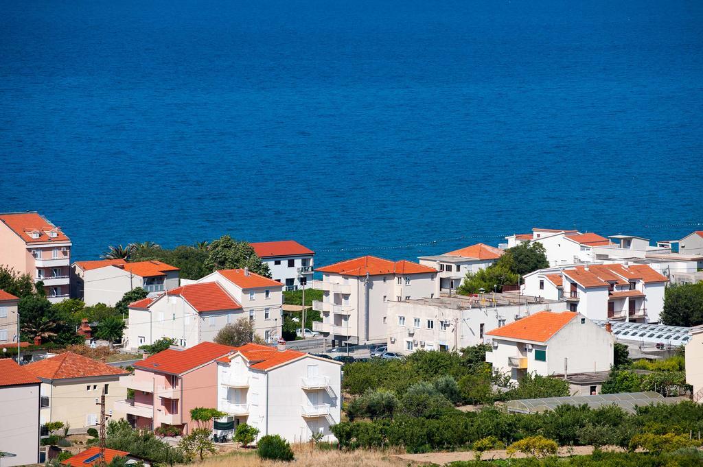 Apartments Lucia Подстрана Экстерьер фото